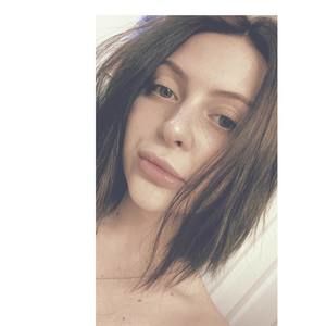 Meet your Posher, Kayelee